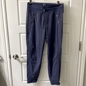 Athleta Trekkie North Jogger size 4 blue tie waist zip pockets mid-rise